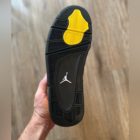 COPY - $3 START!! JOIN LIVE!! Air Jordan 4 Thunder Yellow Size 10 - Picture 6 of 7